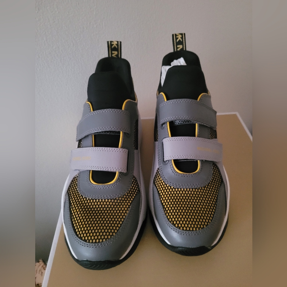 Women Pre-owned Michael Kors sneaker